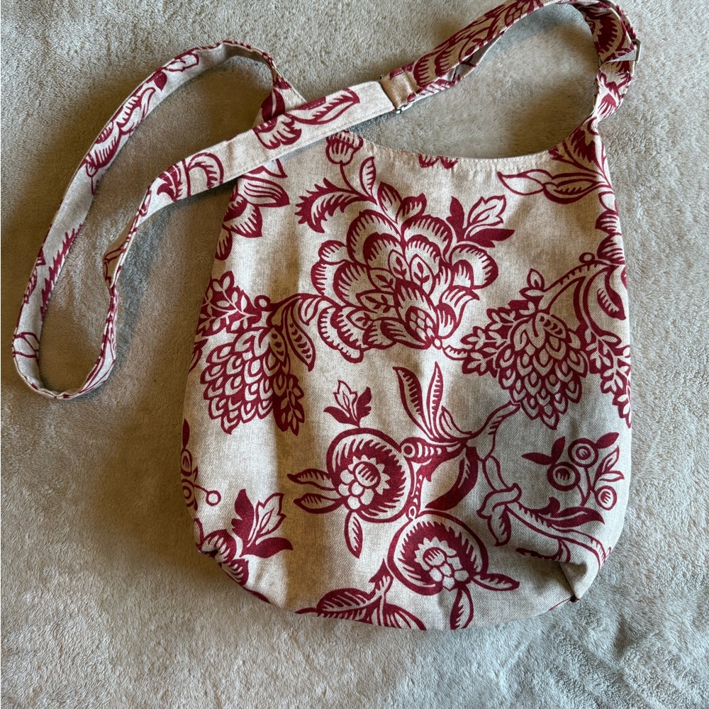 Floral Red and Cream Women's Purse Tote Bag